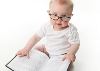 تقييم سلامة وفعالية الدواء التجريبي لعلاج قصر نظر الأطفال