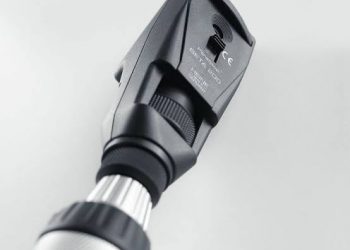 جهاز منظار الشبكية Retinoscope